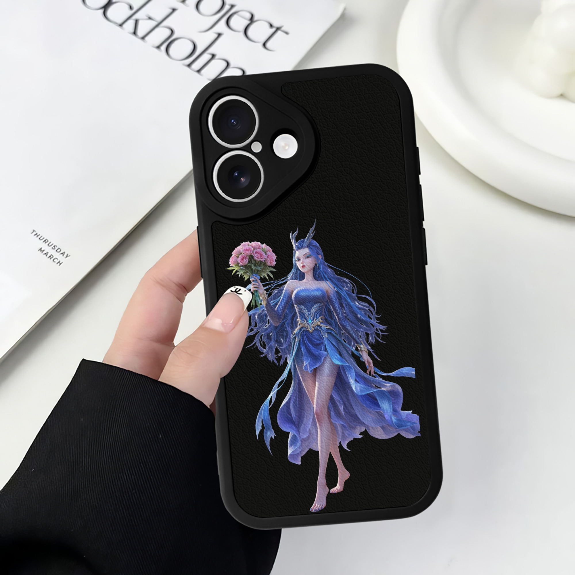 （画像用） Ne Zha 2 ナタ 魔童の大暴れ 【iPhone 16シリーズ対応】シリコンスマホケース（レザー調） 材質：シリコン